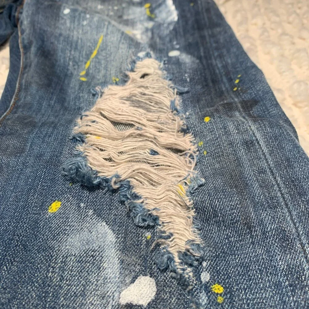 HARDLY EVER JEANS‎ JOGGERS SIZE 30 PAINT DISTRESSED STRAIGHT LEG
